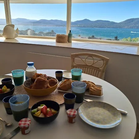 Apartment Standing, Vue Golfe Avec Parking Gratuit *